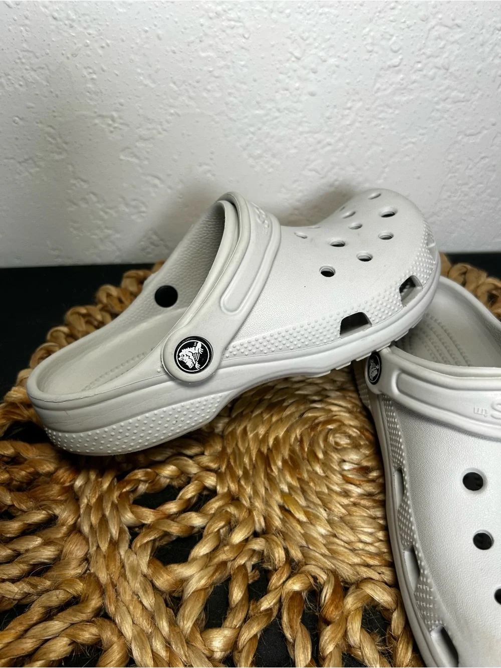 Crocs Kids Classic Clog in Light Gray
